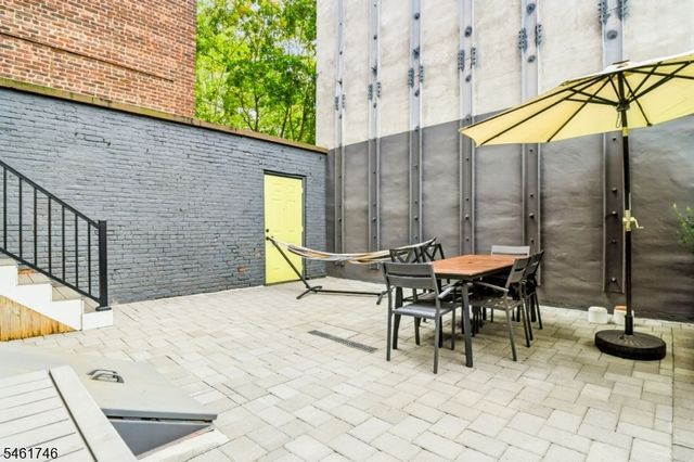 595 Jersey Ave 1, Jersey City, NJ 07302