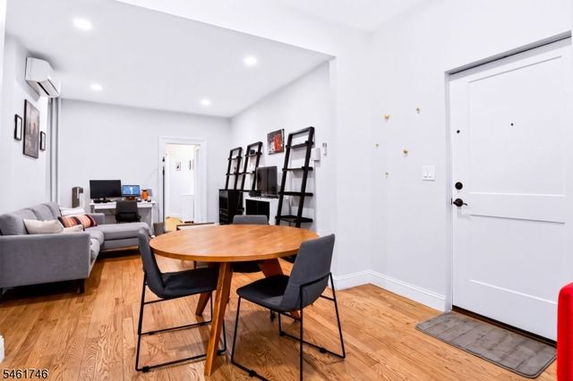 595 Jersey Ave 1, Jersey City, NJ 07302