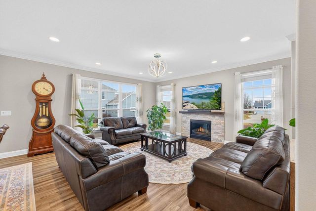 3128 W Hidden Oaks DRIVE, Franklin, WI 53132