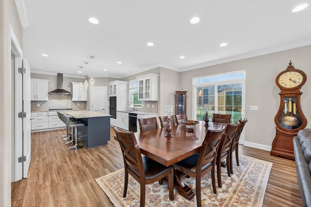 3128 W Hidden Oaks DRIVE, Franklin, WI 53132