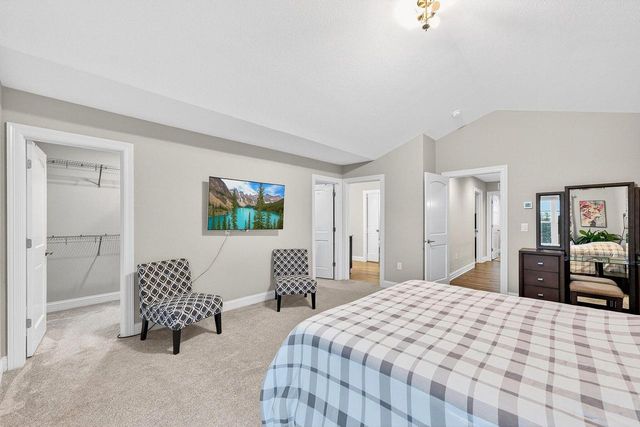 3128 W Hidden Oaks DRIVE, Franklin, WI 53132