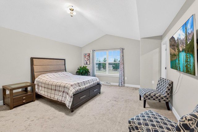 3128 W Hidden Oaks DRIVE, Franklin, WI 53132