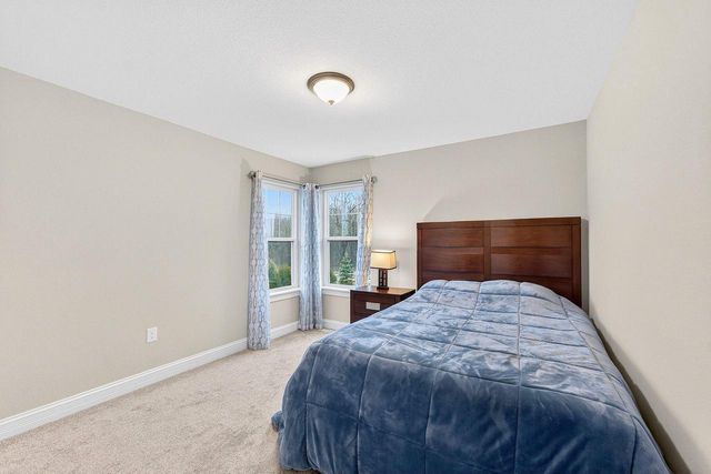 3128 W Hidden Oaks DRIVE, Franklin, WI 53132