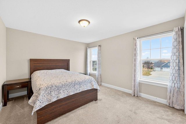 3128 W Hidden Oaks DRIVE, Franklin, WI 53132