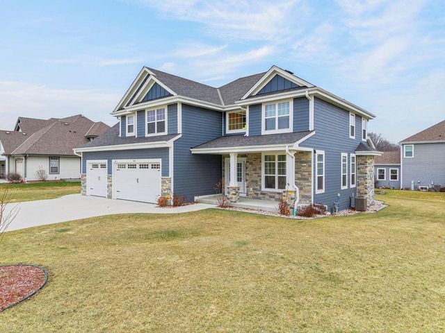 3128 W Hidden Oaks DRIVE, Franklin, WI 53132