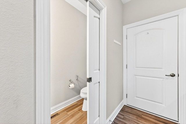 3128 W Hidden Oaks DRIVE, Franklin, WI 53132