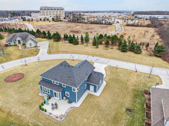 3128 W Hidden Oaks DRIVE, Franklin, WI 53132