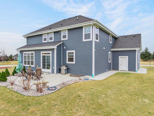 3128 W Hidden Oaks DRIVE, Franklin, WI 53132