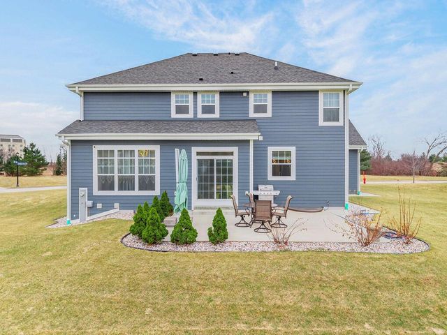 3128 W Hidden Oaks DRIVE, Franklin, WI 53132