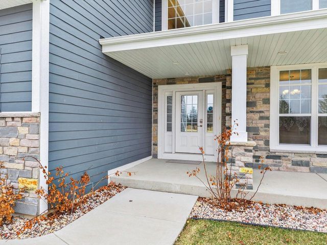 3128 W Hidden Oaks DRIVE, Franklin, WI 53132