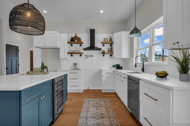 1017 Elm Street, Wyandotte, MI 48192