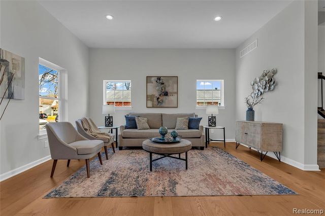 1017 Elm Street, Wyandotte, MI 48192