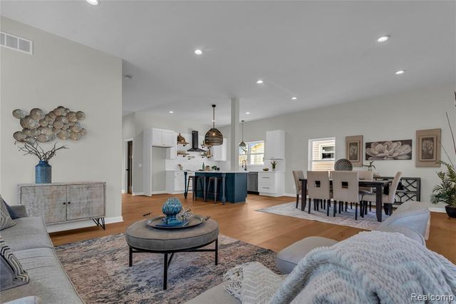 1017 Elm Street, Wyandotte, MI 48192