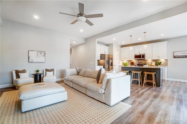 1002 Belfast Drive, Sugarcreek Township, OH 45440