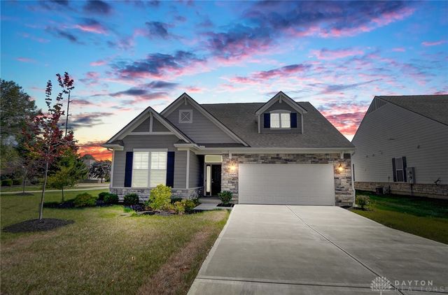 1002 Belfast Drive, Sugarcreek Township, OH 45440