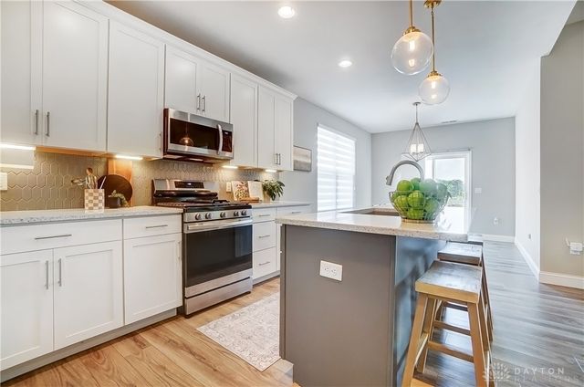 1002 Belfast Drive, Sugarcreek Township, OH 45440