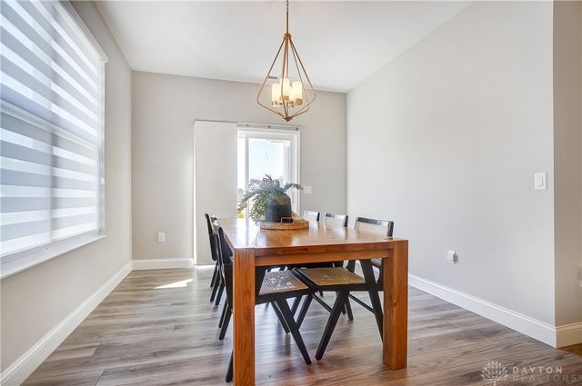 1002 Belfast Drive, Sugarcreek Township, OH 45440