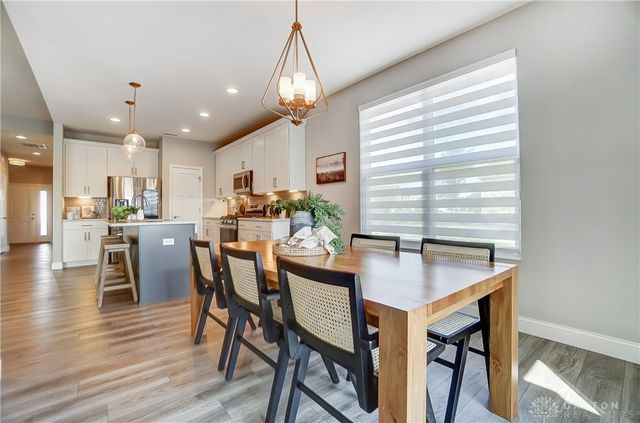 1002 Belfast Drive, Sugarcreek Township, OH 45440