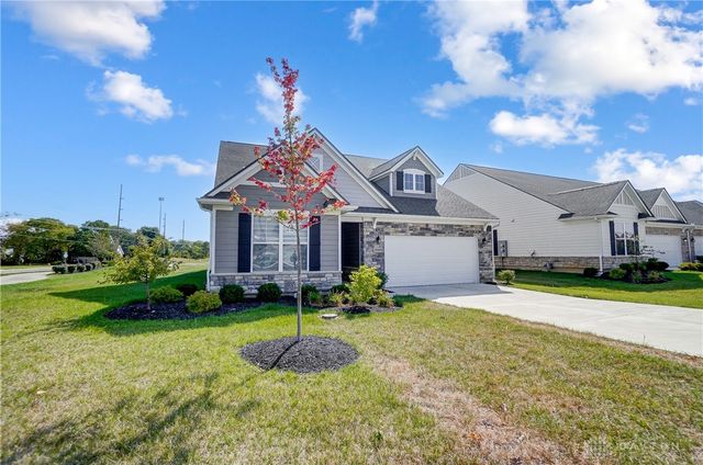 1002 Belfast Drive, Sugarcreek Township, OH 45440