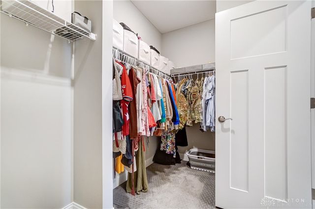 1002 Belfast Drive, Sugarcreek Township, OH 45440