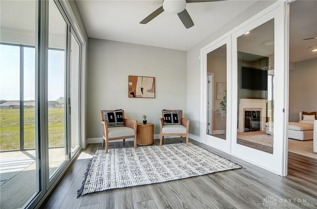 1002 Belfast Drive, Sugarcreek Township, OH 45440