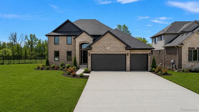 18790 Via Firenze, Macomb Township, MI 48044