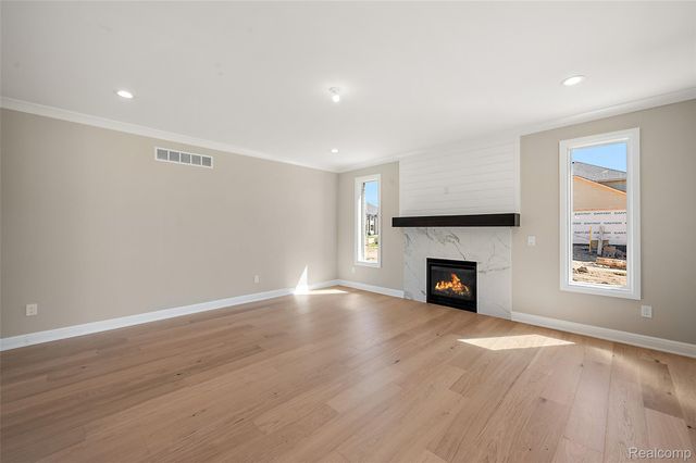 18790 Via Firenze, Macomb Township, MI 48044