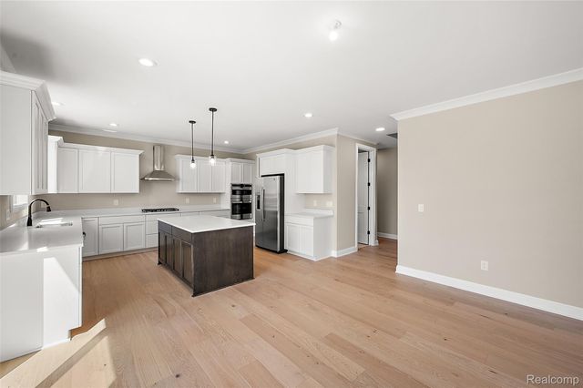 18790 Via Firenze, Macomb Township, MI 48044