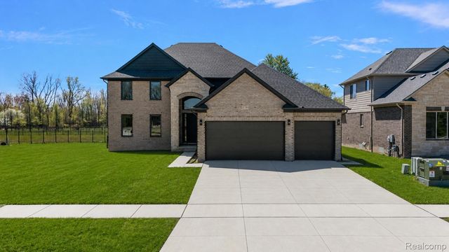 18790 Via Firenze, Macomb Township, MI 48044