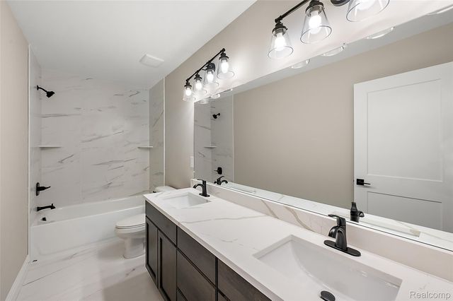 18790 Via Firenze, Macomb Township, MI 48044