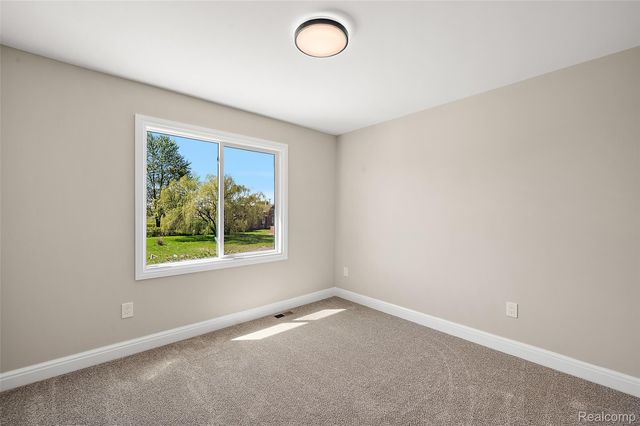 18790 Via Firenze, Macomb Township, MI 48044