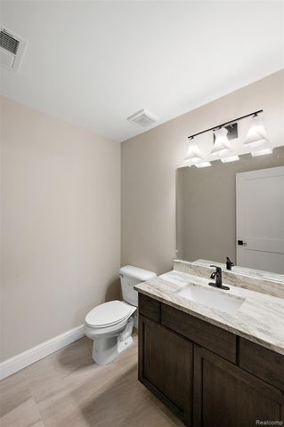 18790 Via Firenze, Macomb Township, MI 48044
