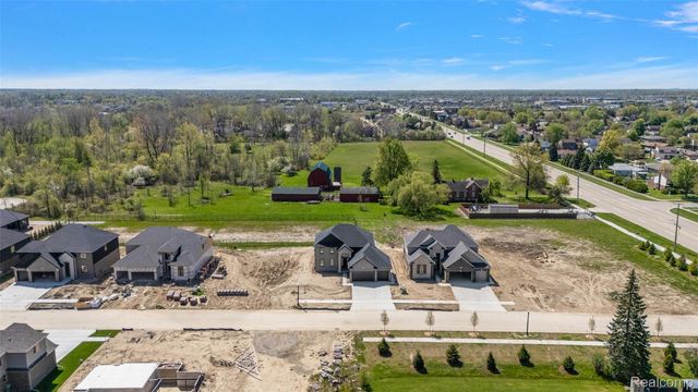 18790 Via Firenze, Macomb Township, MI 48044
