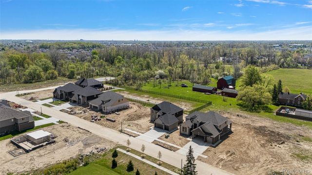 18790 Via Firenze, Macomb Township, MI 48044