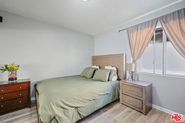 7422 Hazeltine Avenue 3, Van Nuys, CA 91405