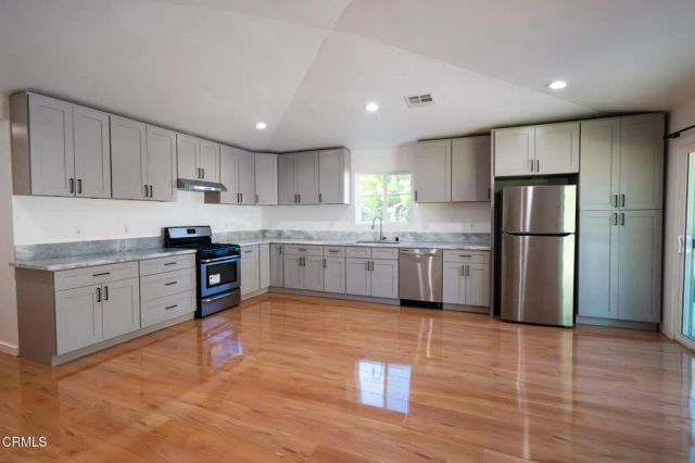 270 E Penn Street, Pasadena, CA 91104