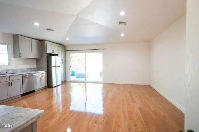 270 E Penn Street, Pasadena, CA 91104