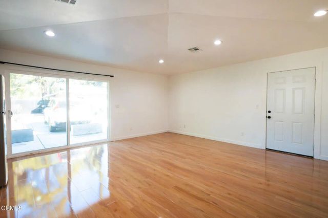 270 E Penn Street, Pasadena, CA 91104