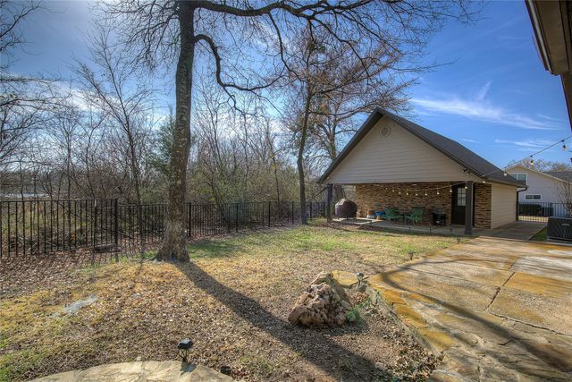 1080 Country Club Road, Sulphur Springs, TX 75482