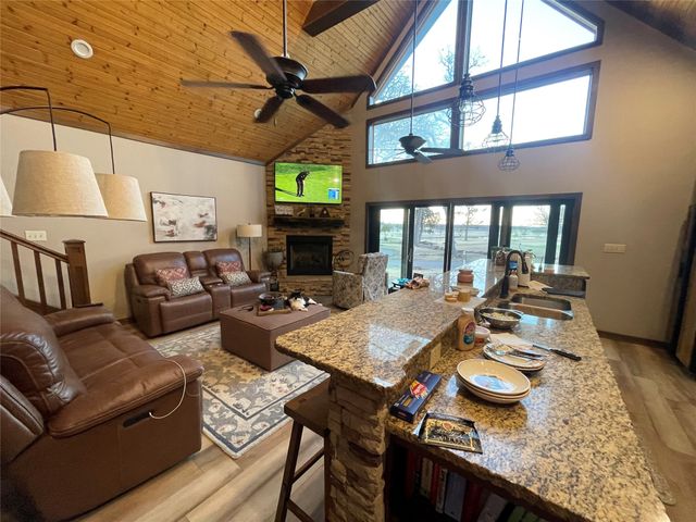 1080 Country Club Road, Sulphur Springs, TX 75482