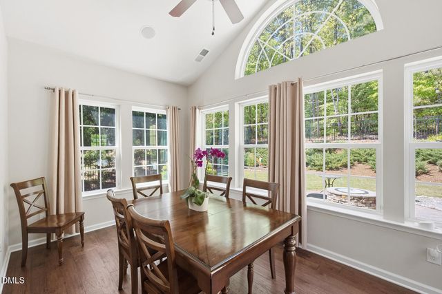 377 S Farnleigh Drive, Chapel Hill, NC 27517