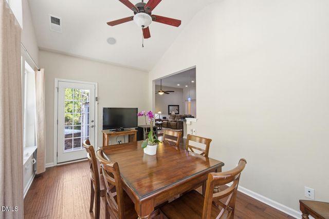 377 S Farnleigh Drive, Chapel Hill, NC 27517