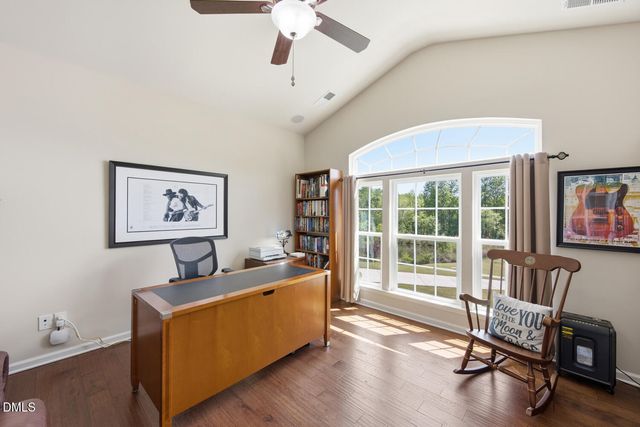 377 S Farnleigh Drive, Chapel Hill, NC 27517