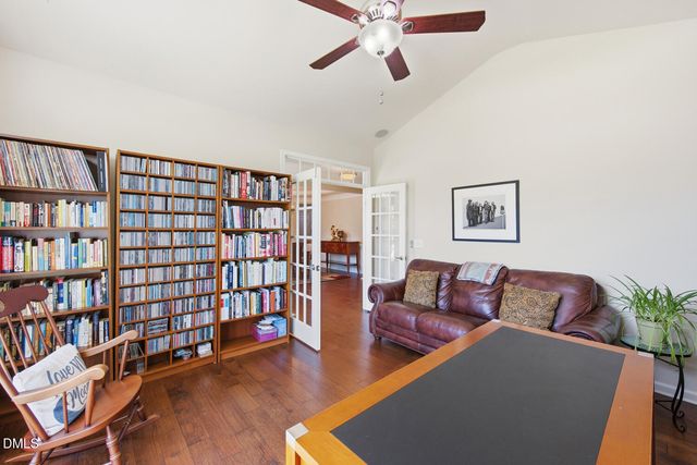 377 S Farnleigh Drive, Chapel Hill, NC 27517