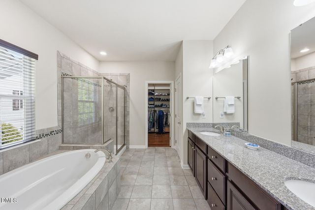 377 S Farnleigh Drive, Chapel Hill, NC 27517