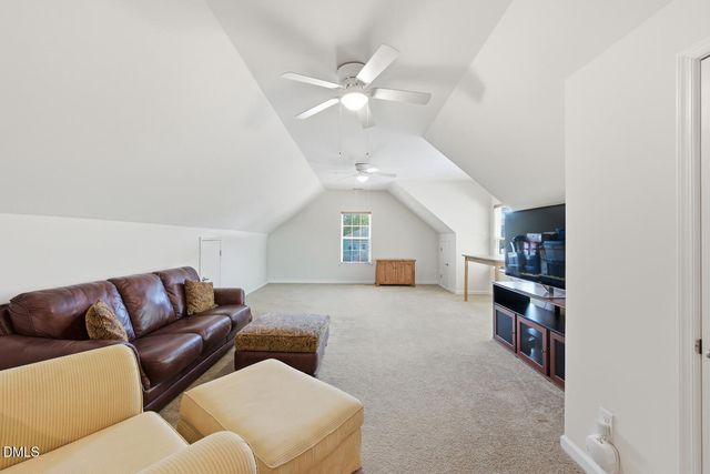 377 S Farnleigh Drive, Chapel Hill, NC 27517