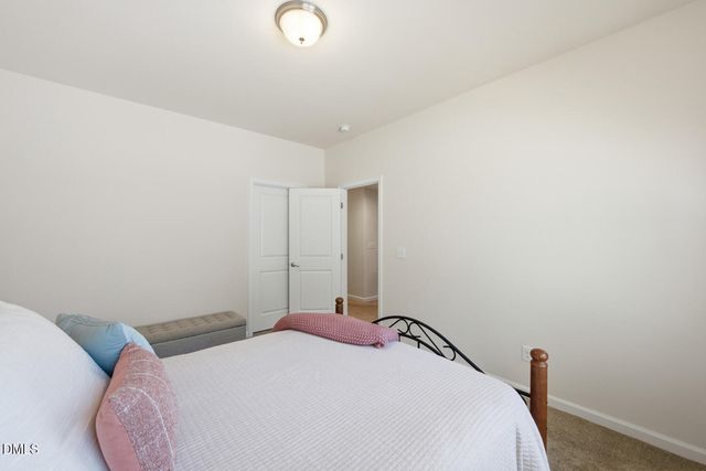 377 S Farnleigh Drive, Chapel Hill, NC 27517