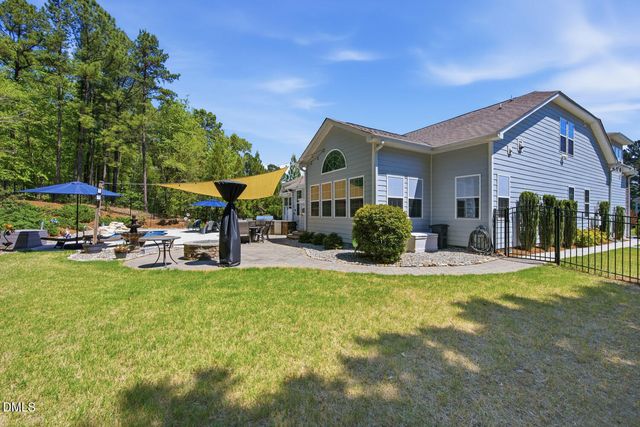 377 S Farnleigh Drive, Chapel Hill, NC 27517