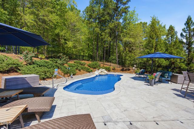 377 S Farnleigh Drive, Chapel Hill, NC 27517
