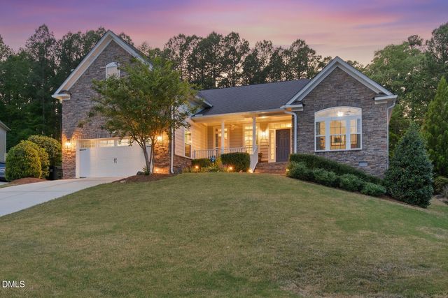 377 S Farnleigh Drive, Chapel Hill, NC 27517